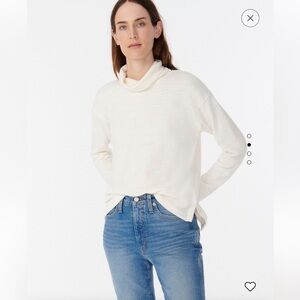 J.Crew Vintage Fleece Cream Turtleneck Size M